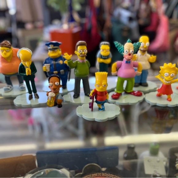 THE SIMPSONS - Picture 3 of 12